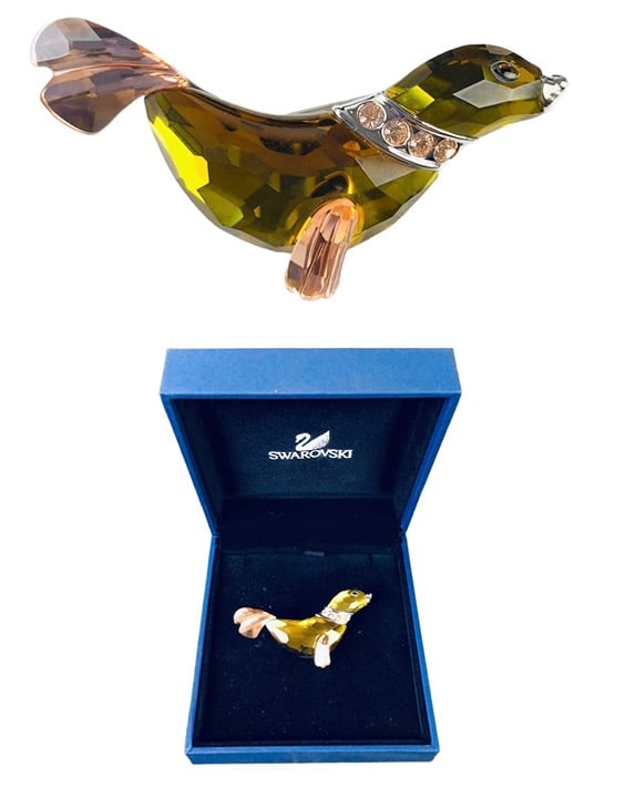 Swarovski Crystal Cleo Seal Brooch w/ Box. 2 inches