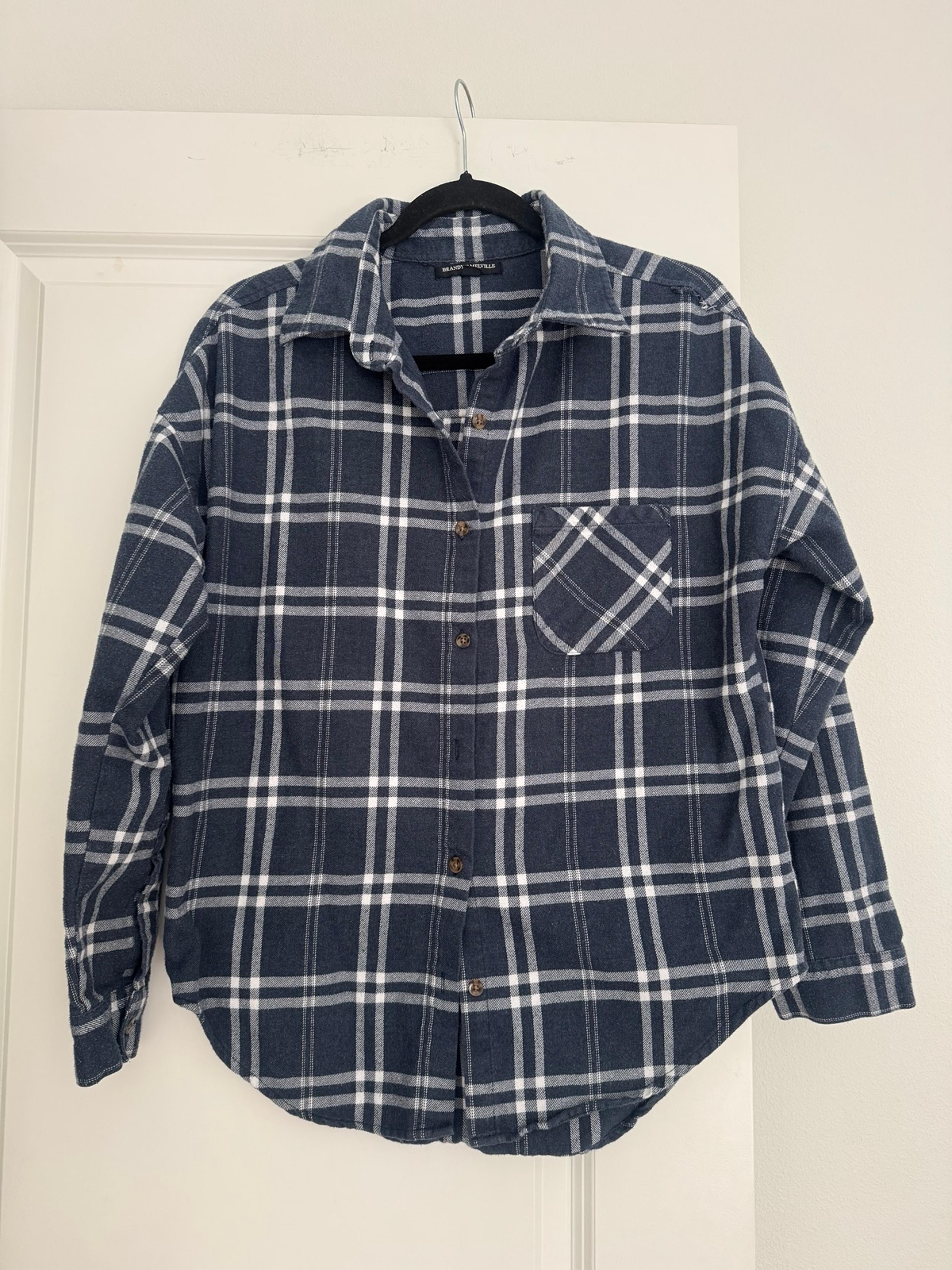 Brandy Melville women’s flannel plaid causal button down shirt top one size