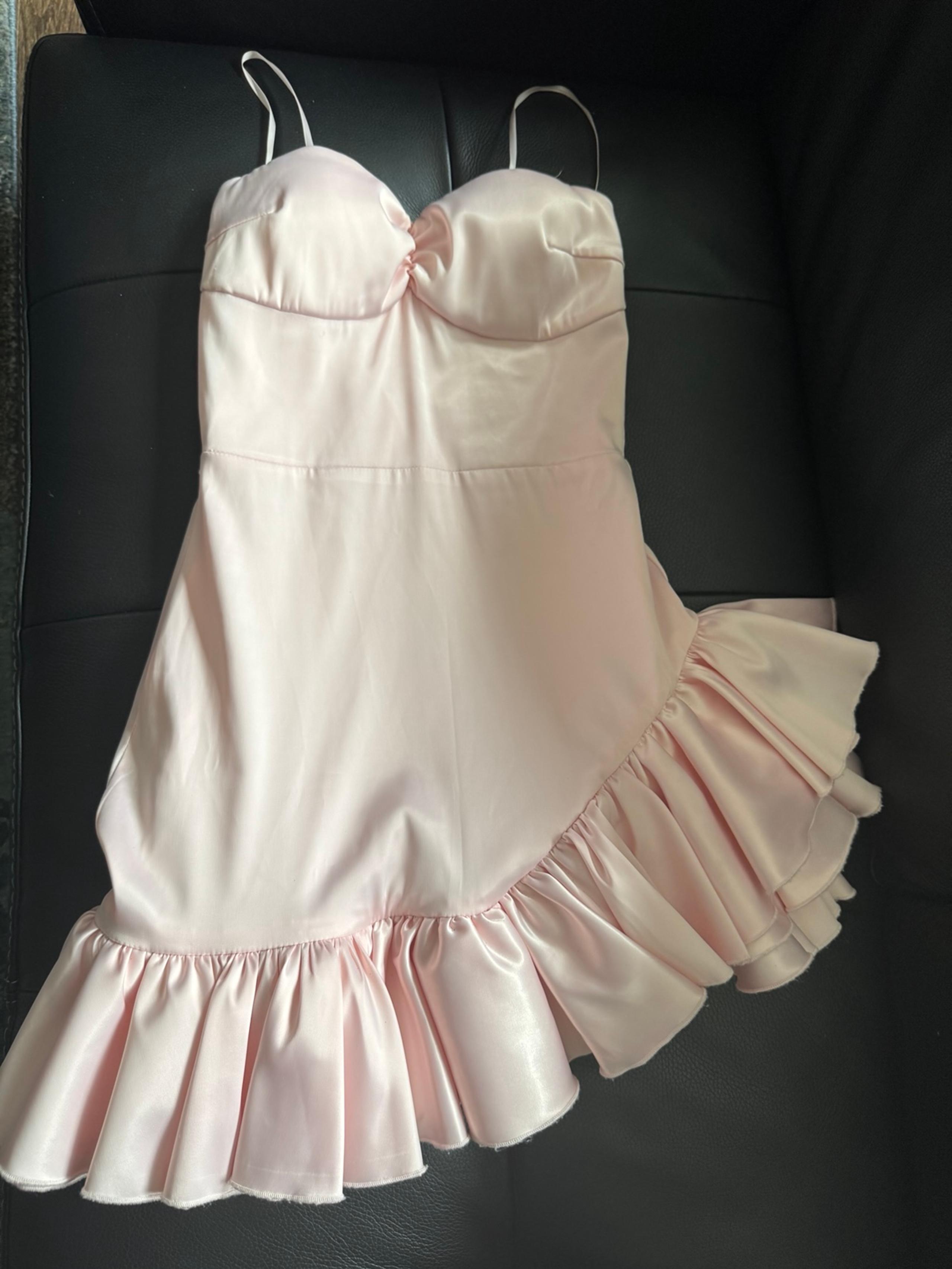Windsor pink homecoming style dress