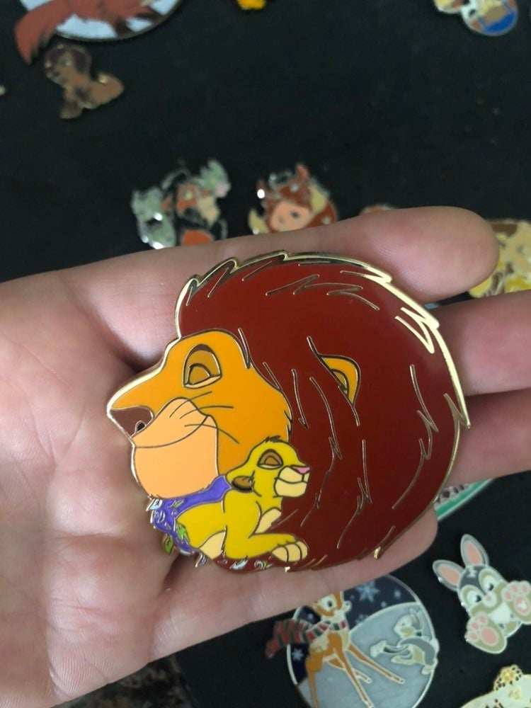 Lion King Mufasa & Simba Pin