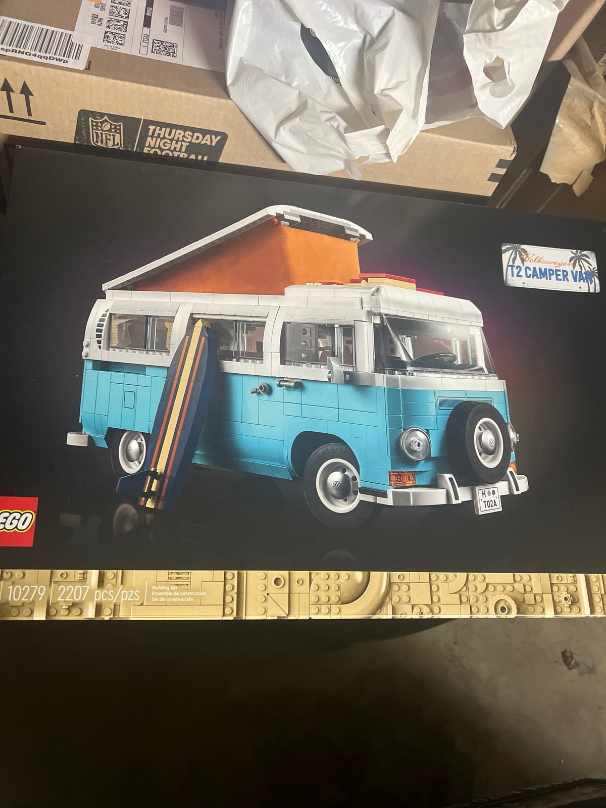 LEGO Creator Expert: Volkswagen T2 Camper Van 10279