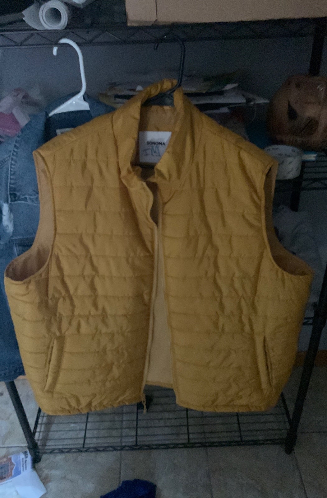 Sweater vest