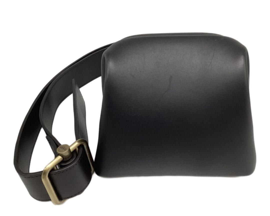 OSOI, JIL SANDER, LOEWE, sacai shoulder bags.