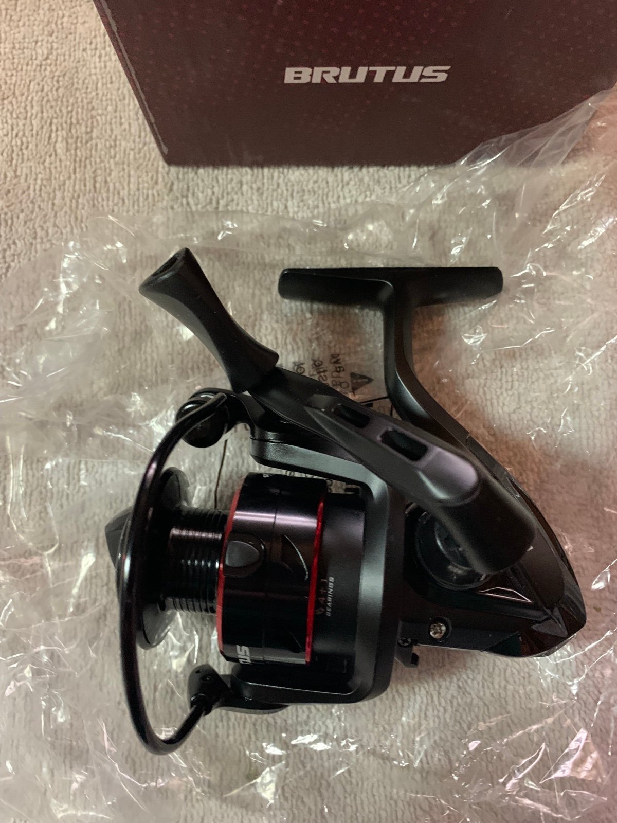 KastKing Brutus 2000 Freshwater Spinning Reel Bass Reel 8.6 KG Max Drag (5.0:1)