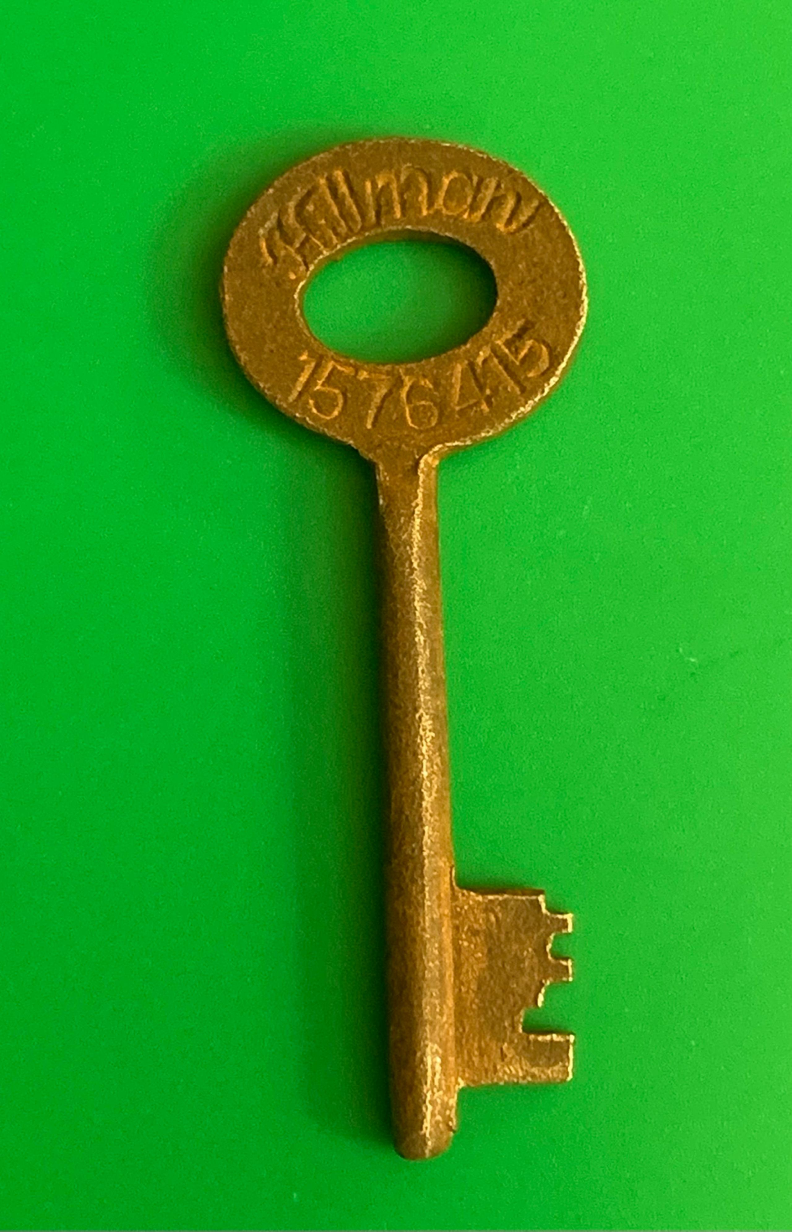 HILLMAN Antique Rusty Old Vintage Skeleton Key 7576475