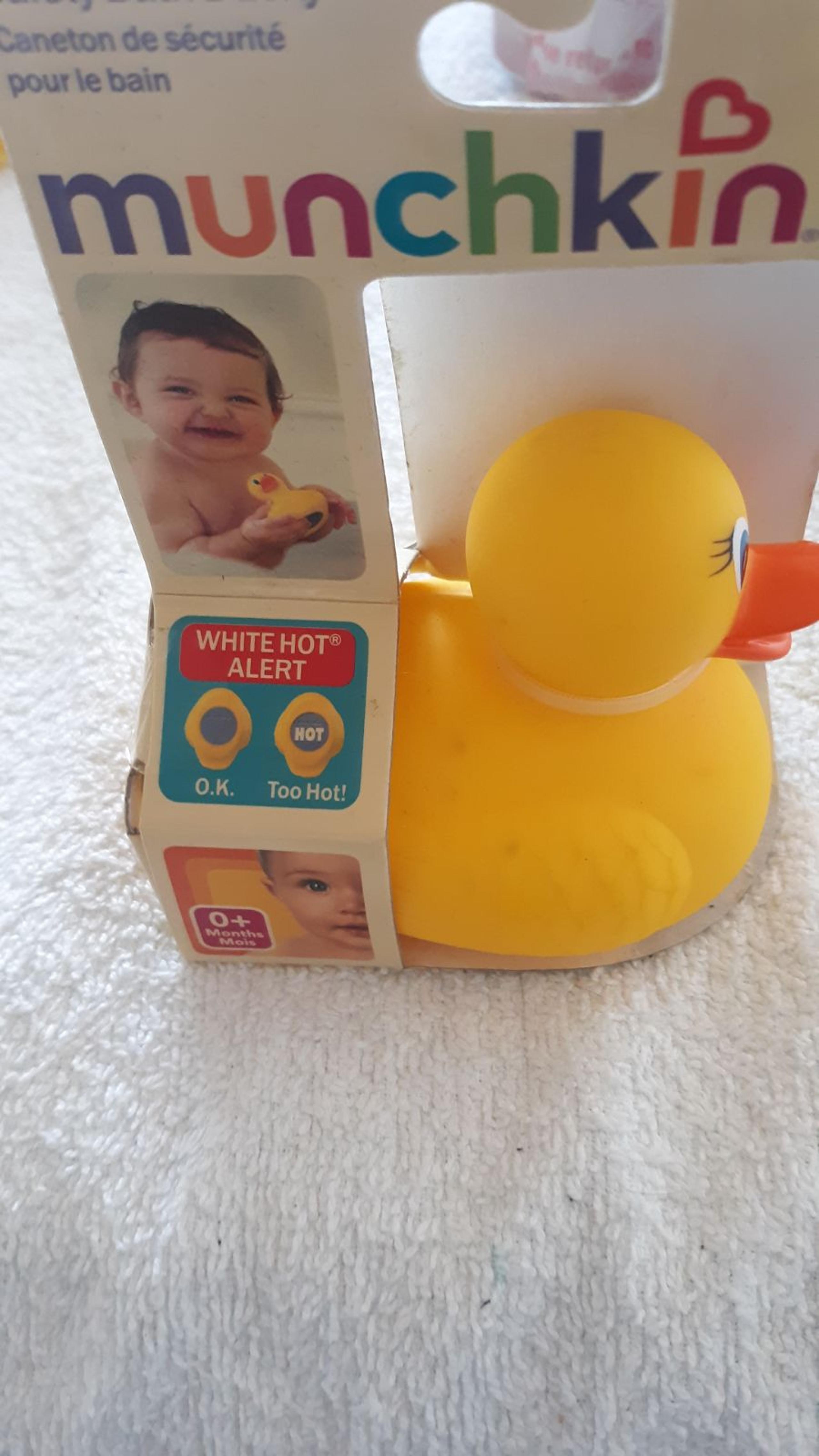 Munchkin safety bath ducky 2005