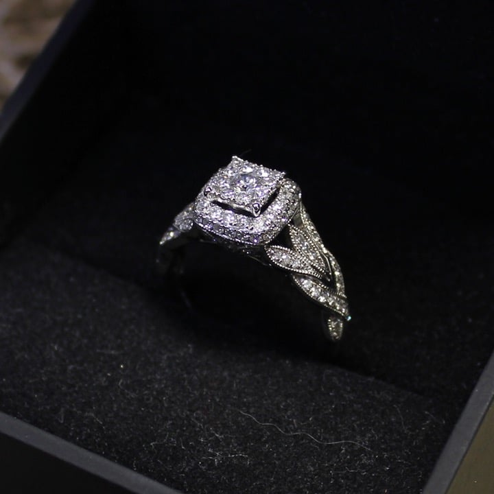 14k gold diamond Ring