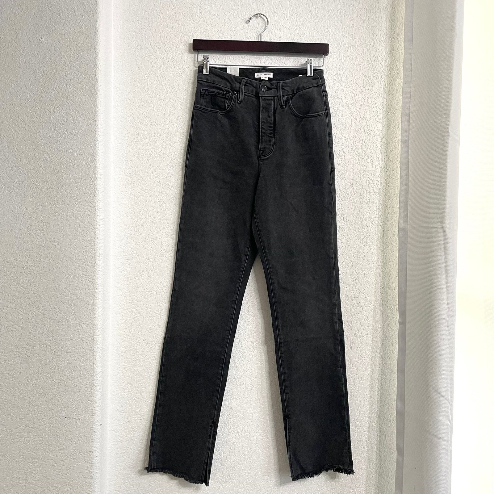 NWT Good American Women’s Jeans Washed Black Boy Distressed Button Fly Size 4