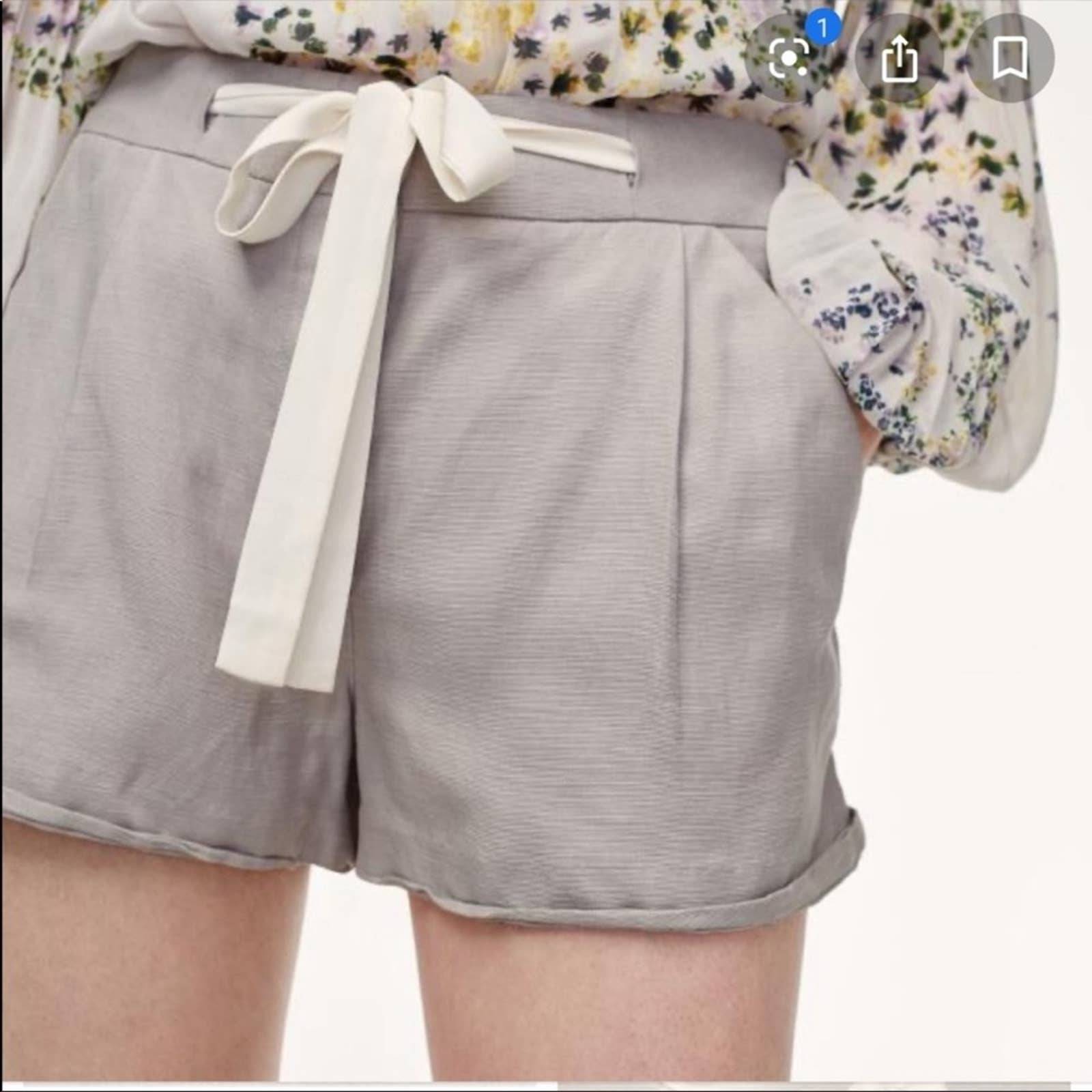 Aritzia Wilfred grey Allegra cotton linen blend high waist shorts size 2 A5
