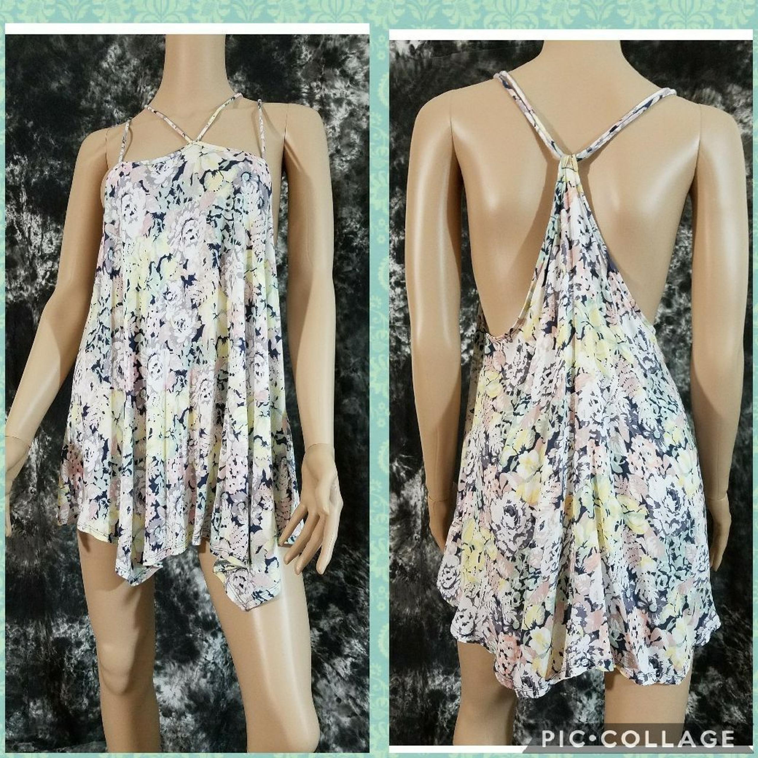 Kimchi Blue Strappy Flawy Tank Top Sz M