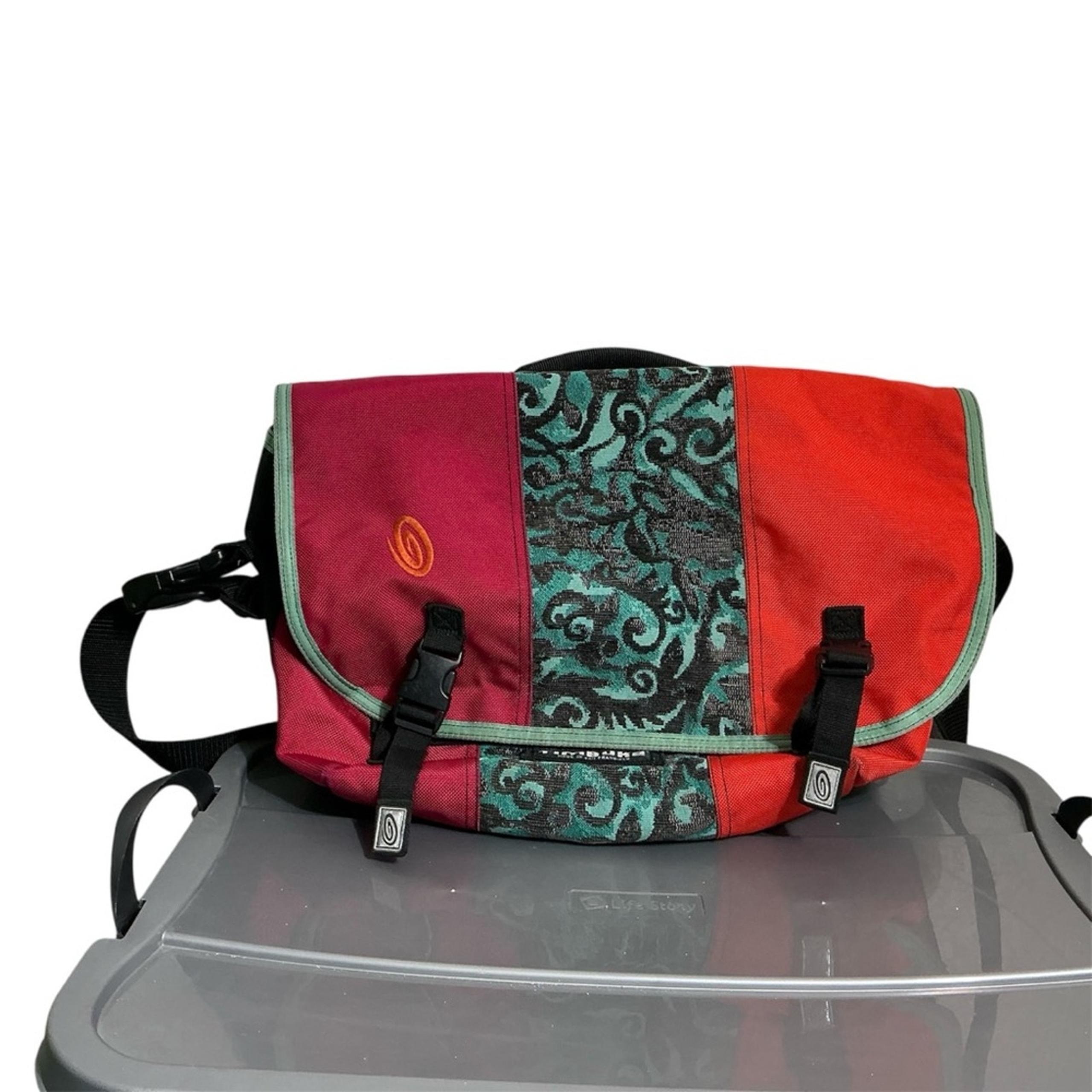 Timbuk2 Freestyle Bag Pink and Blue