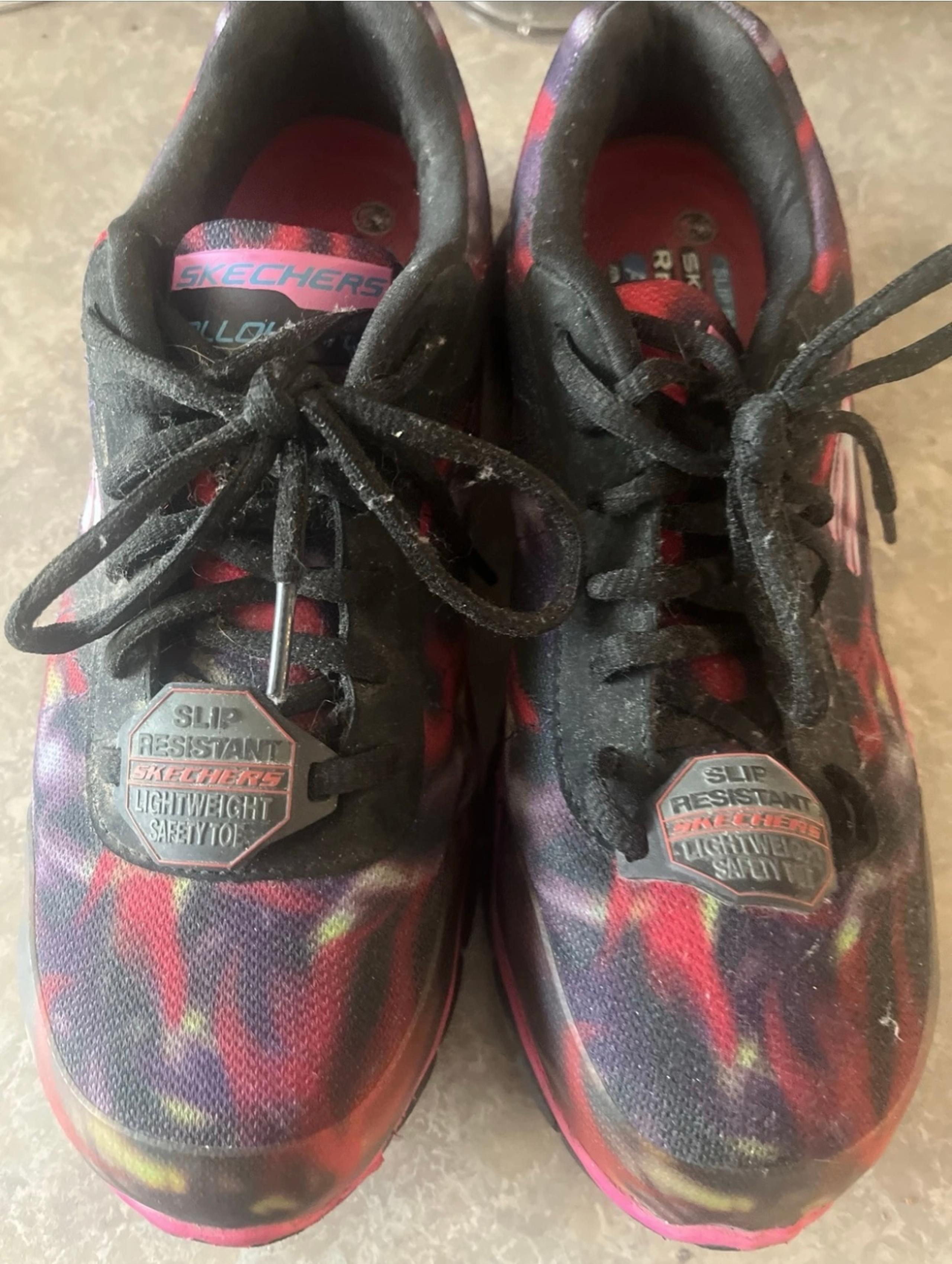 SKECHERS SLIP RESISTANT SAFETY TOE LIGHTWEIGHT WORK SHOES WOMENS SIZE 10