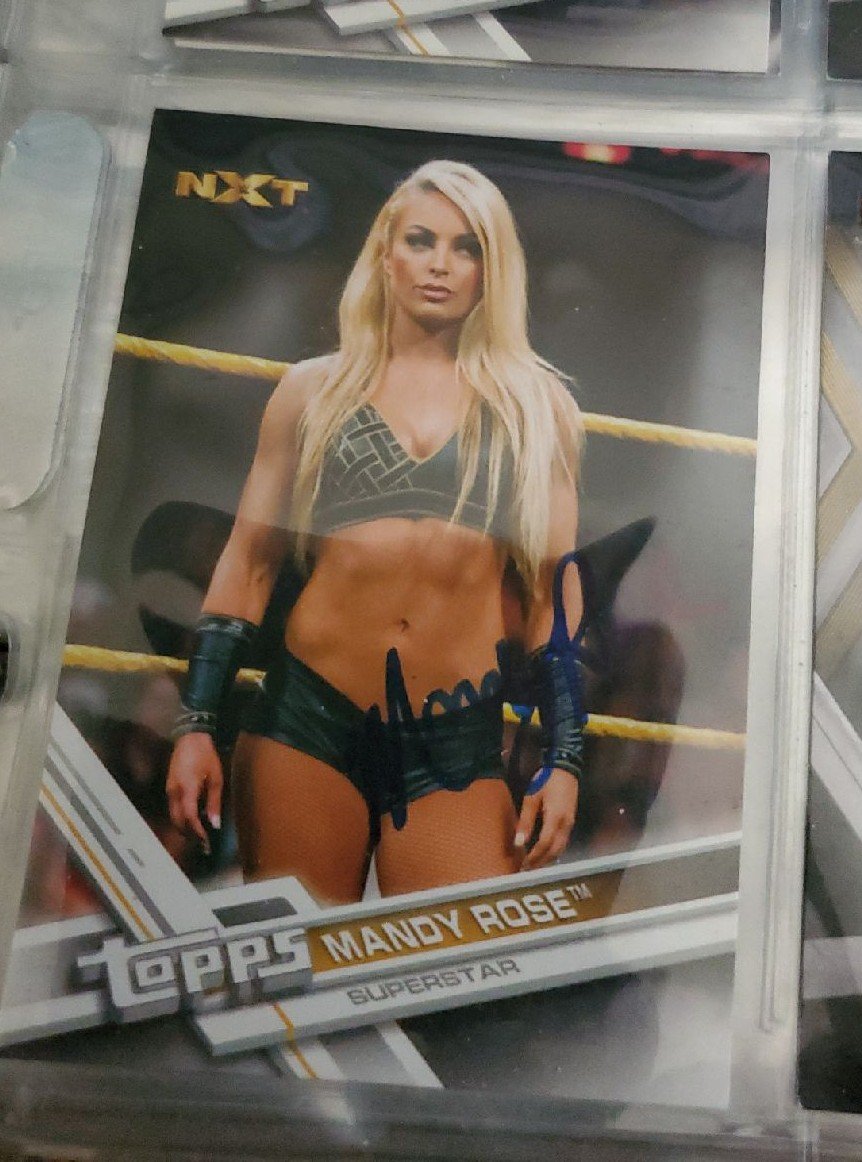Mandy Rose Autograph WWE TOPPS 2016
