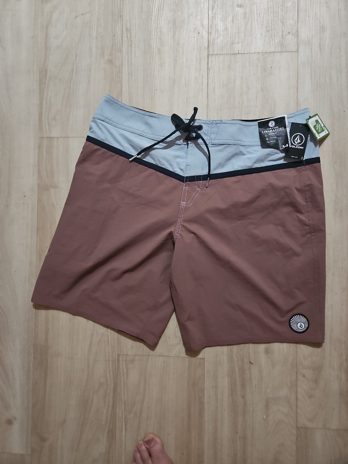 NWT Men's Volcom Board shorts DA DUBBS LIBERATORS W 34 L 19