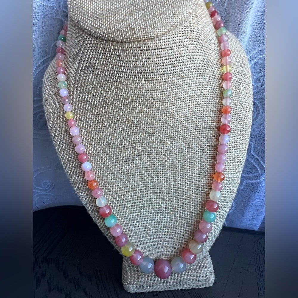 Yanyuan agate necklace