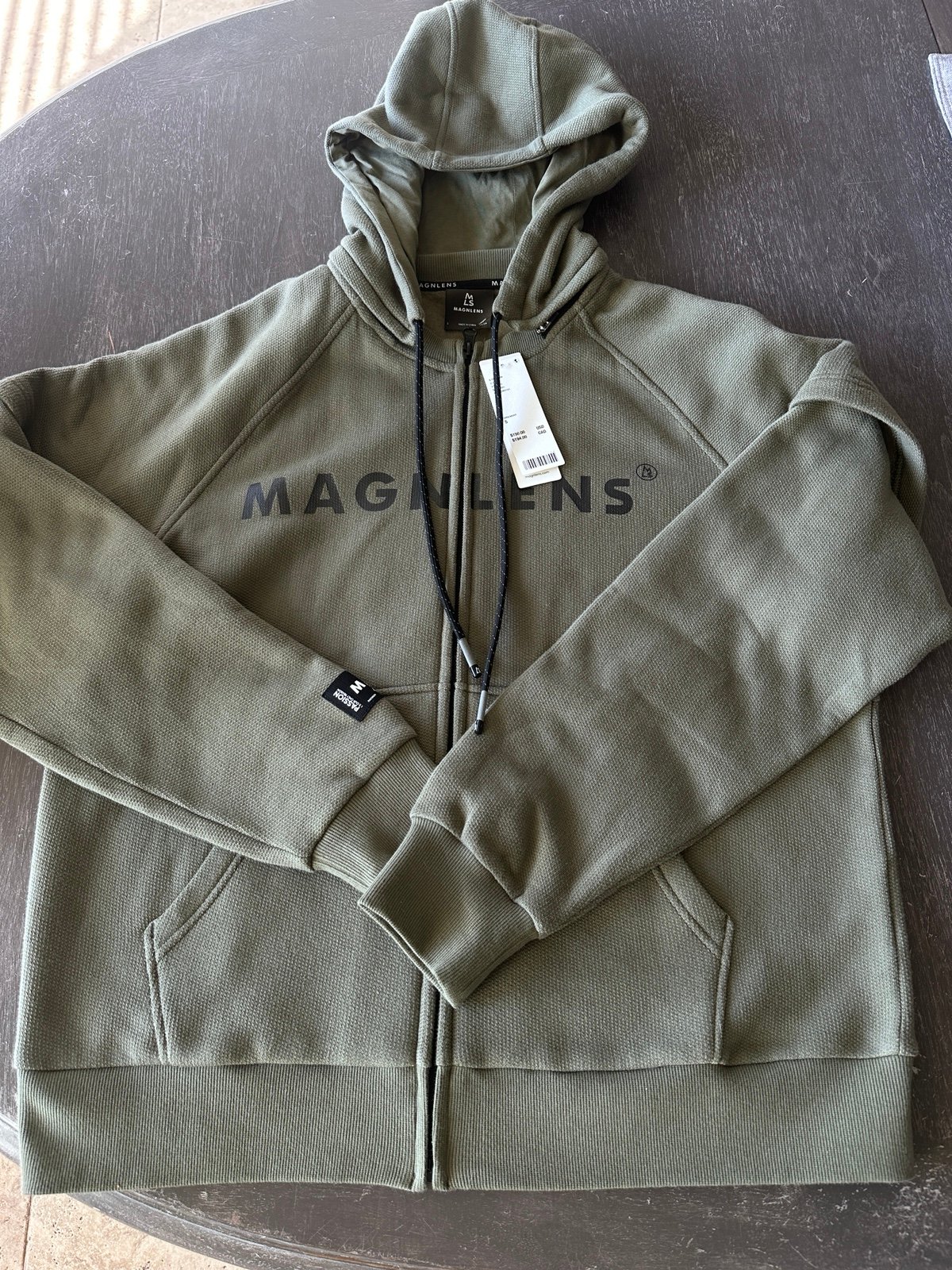 Magnlens *NWT* Green Men’s Hoodie