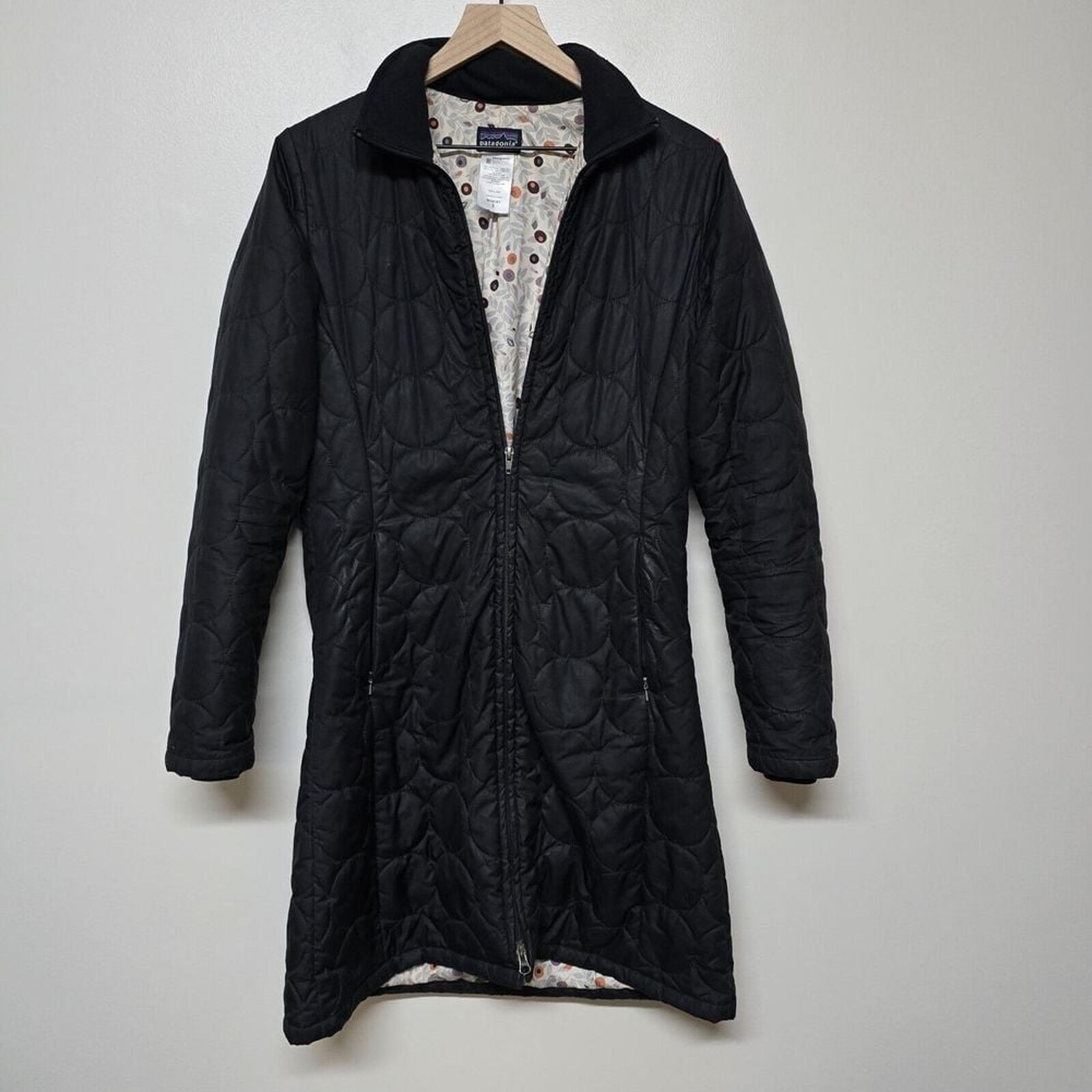 Patagonia Mor Coat 28496 Black Full Length Poly Fill  Women's Small GUC