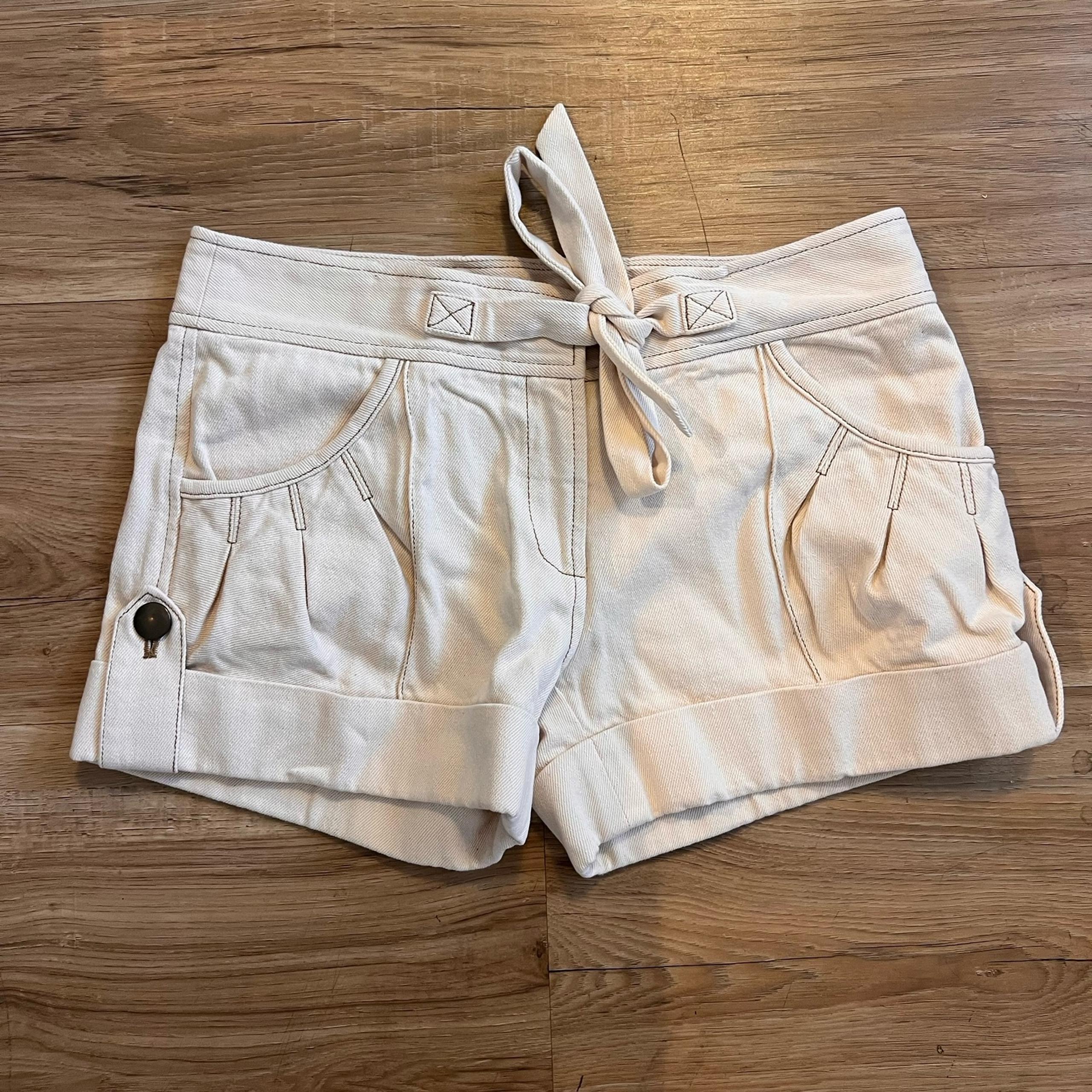 DIANE VON FURSTENBERG Cream Denim Cuffed Shorts Size 2