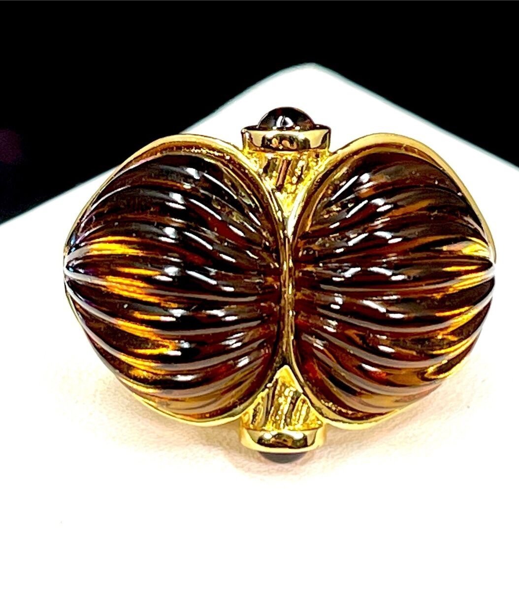 Rare Signed Hutton Wilkinson Gold Plated Amber Glass Beautiful Ring 8
