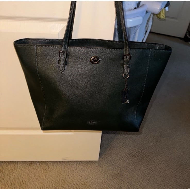 COACH turnlock tote bag