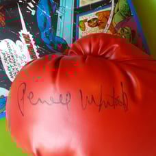 PERNELL SWEET PEA WHITAKER AUTOGRAPGH