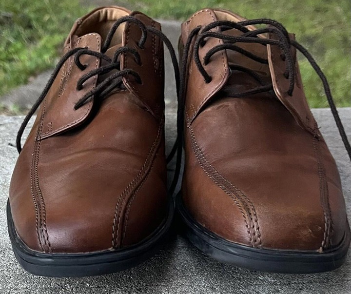 Collection by Clarks Leather Oxfords, Men's Size 7.5M Dark Tan
