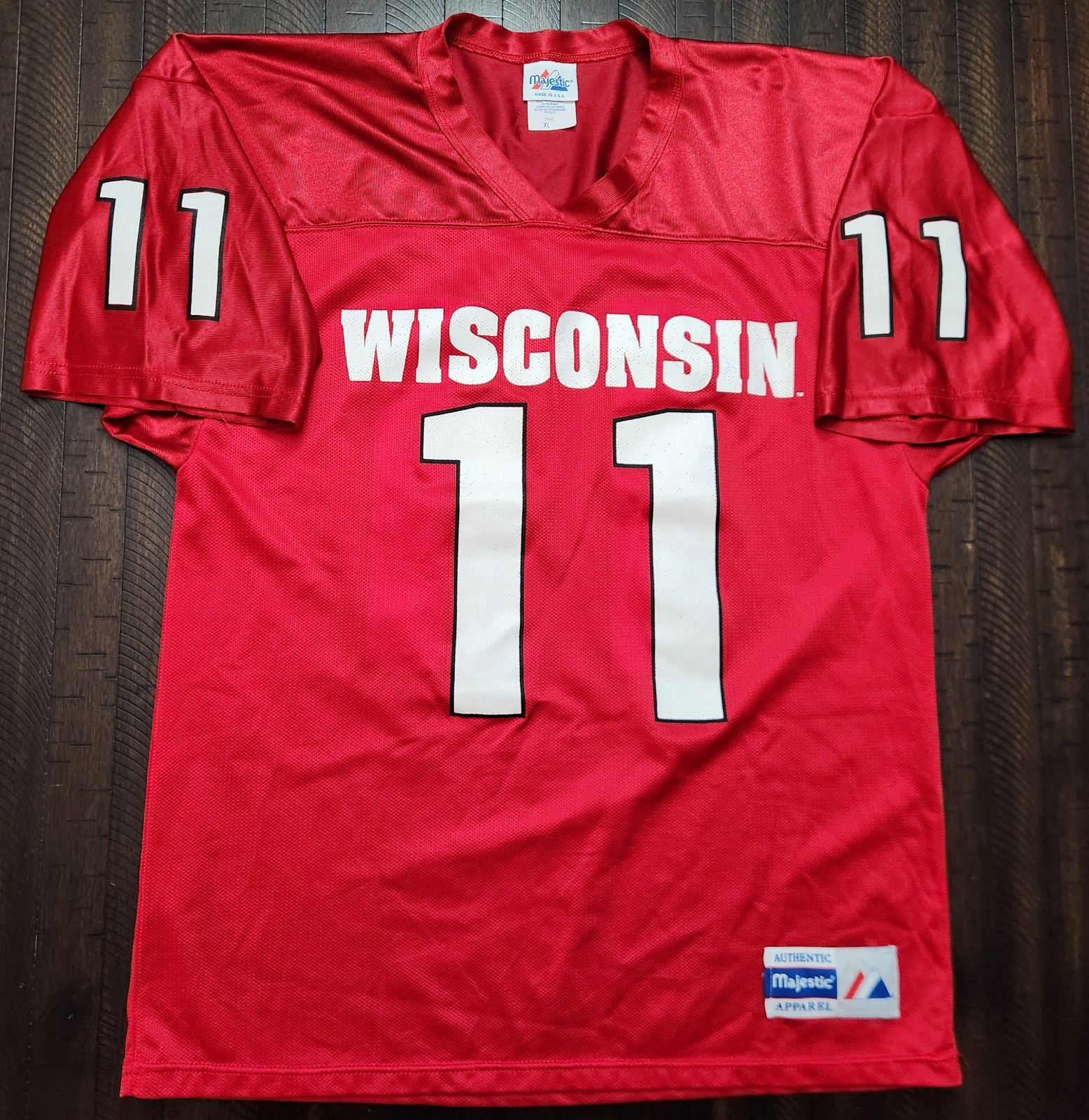 Vintage Majestic Wisconsin Badgers Darrell Bevell Jersey Mens XL Red. Very goo