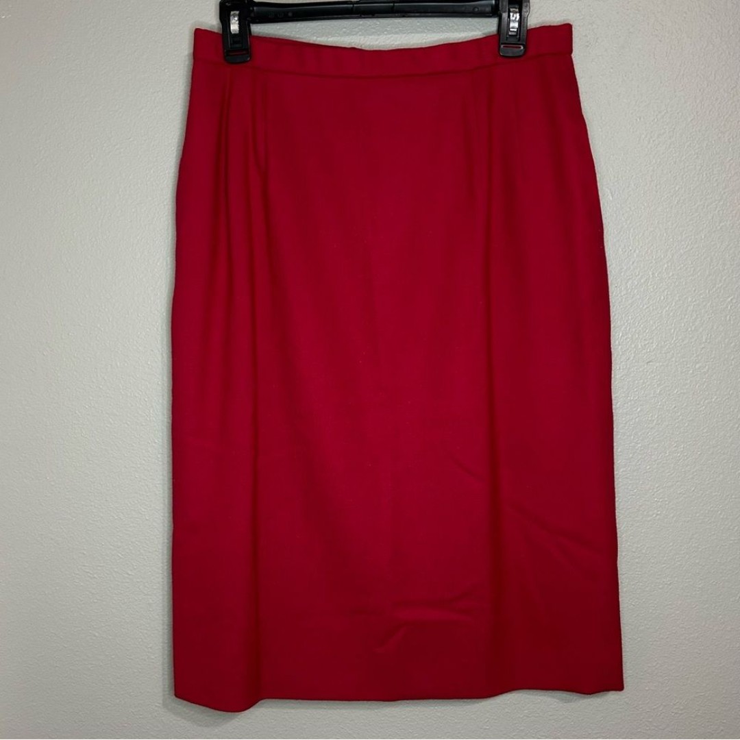 Vintage Pendleton red 100% virgin wool pencil skirt women’s size 12 30”