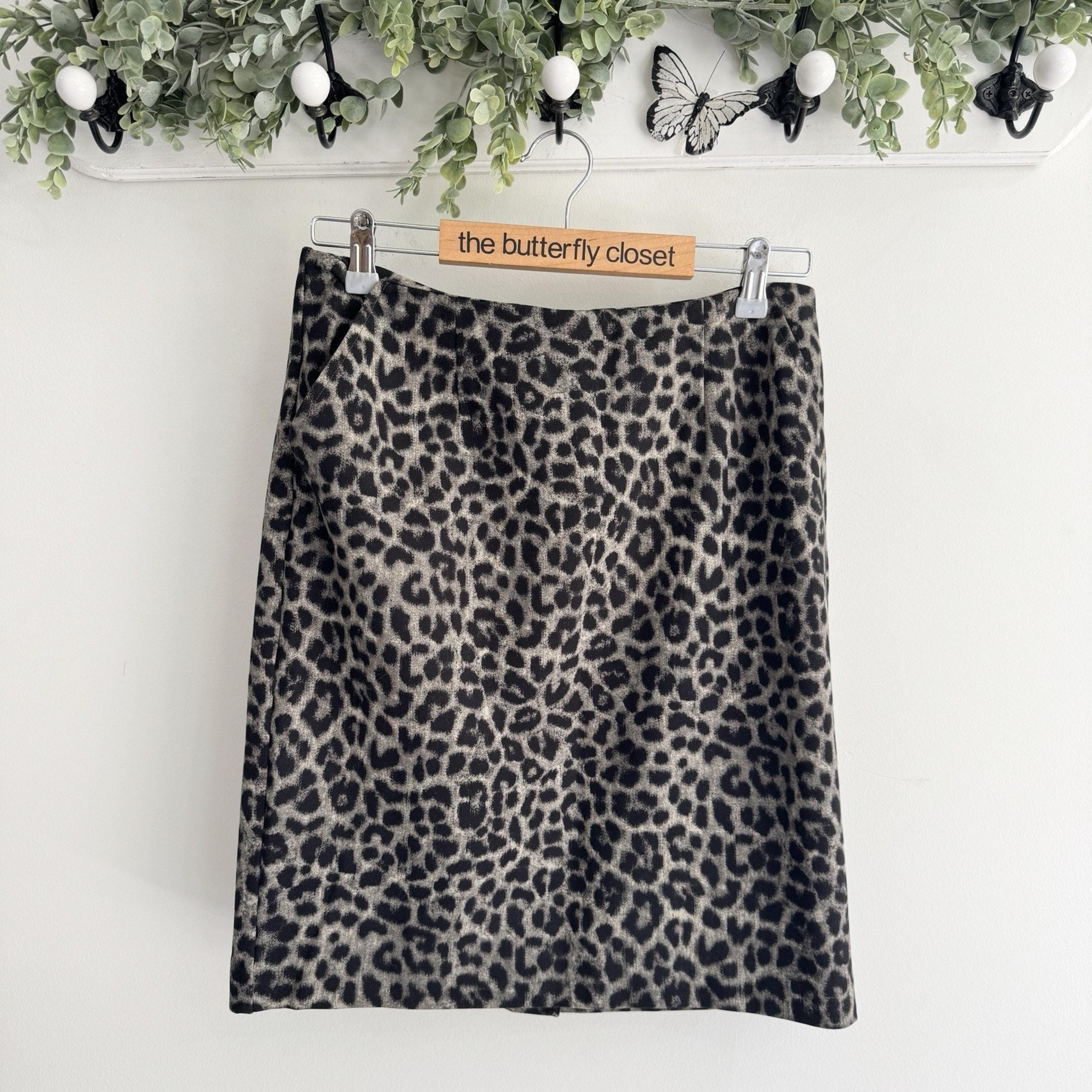 Cabi 3402 Jungle Leopard Print Black Flat Front Stretch Straight Pencil Skirt 6