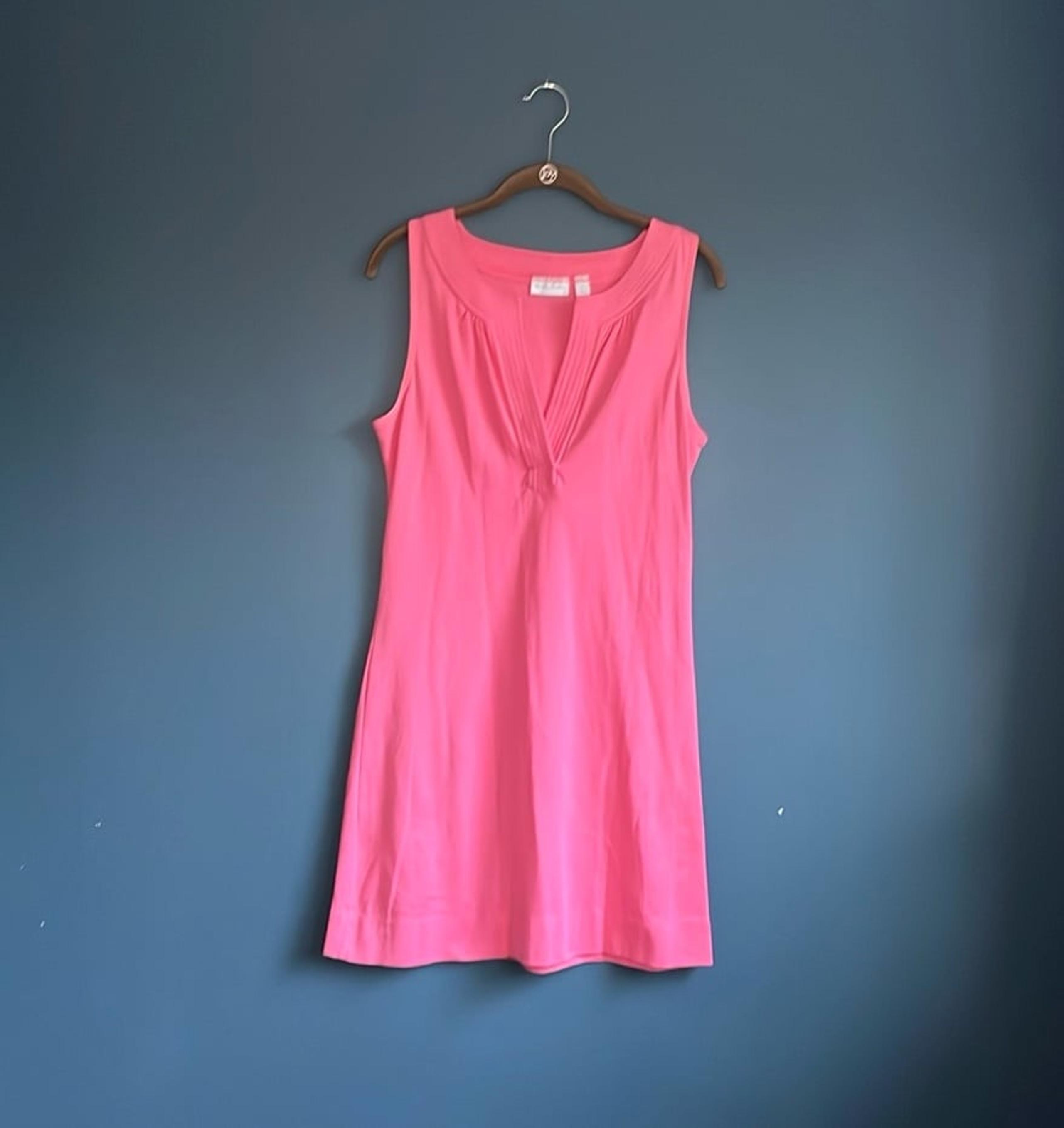 New York & Company pink V-neck pull over a line dress women’s size small