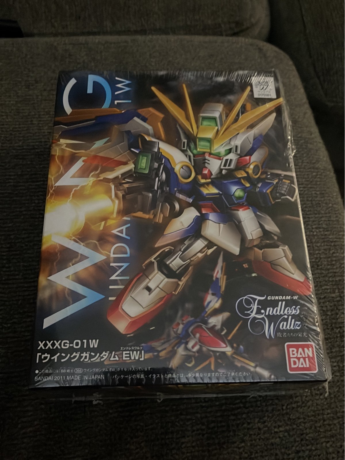 Bandai XXXG-01W Wing Gundam Model Kit