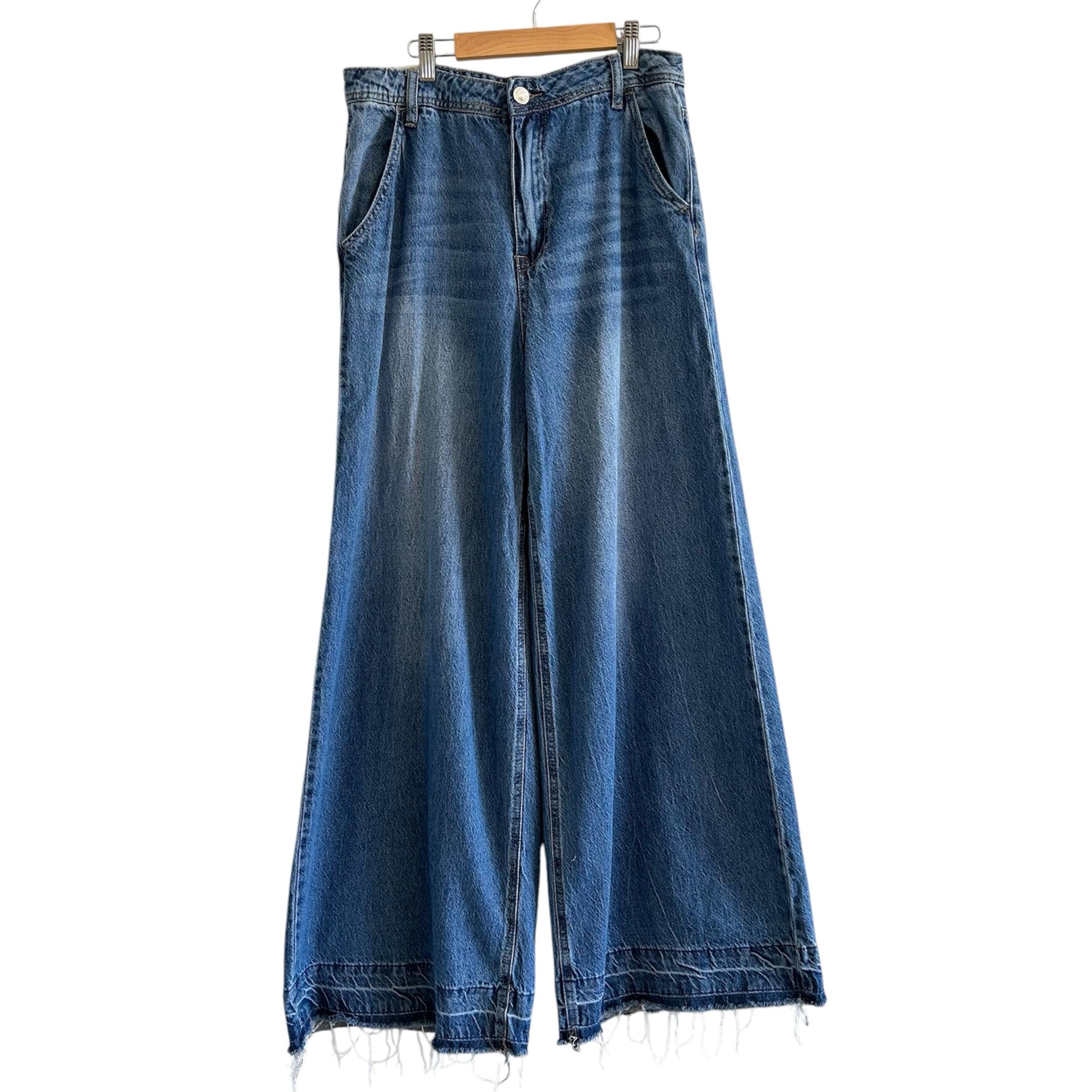 Almost Famous Super Wide Leg High Waisted Jeans Blue Released Hem size 9