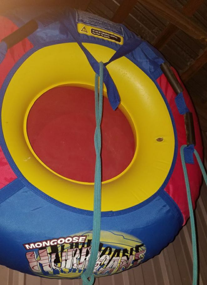 MONGOOSE HURRICANE TOWABLE (FOR ONE) WATER TUBE!