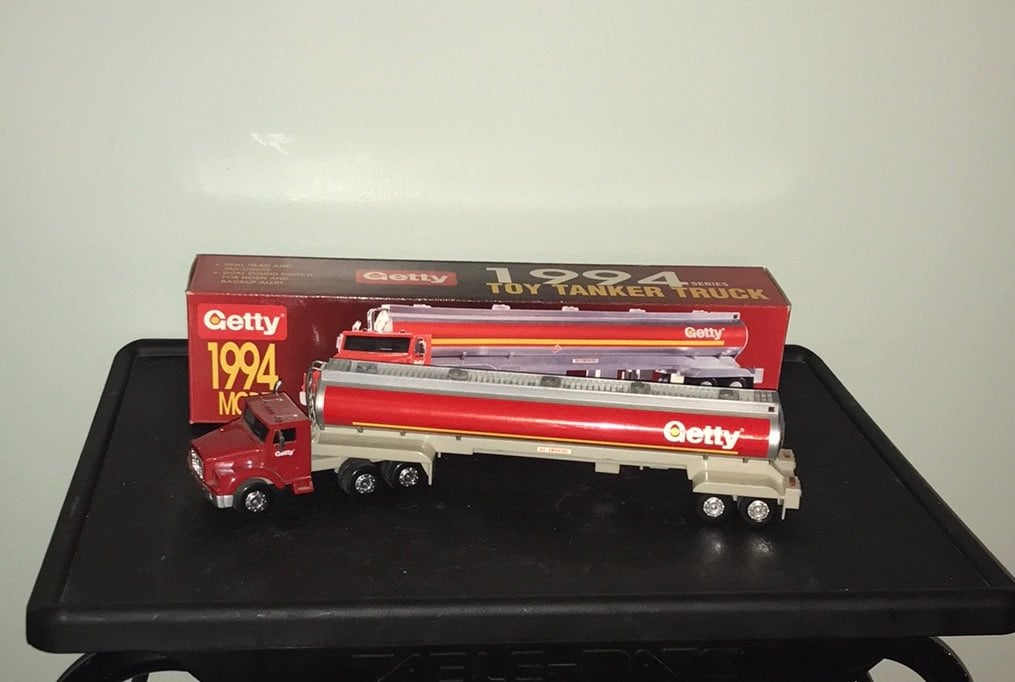 1994 GETTY TOY TANKER TRUCK