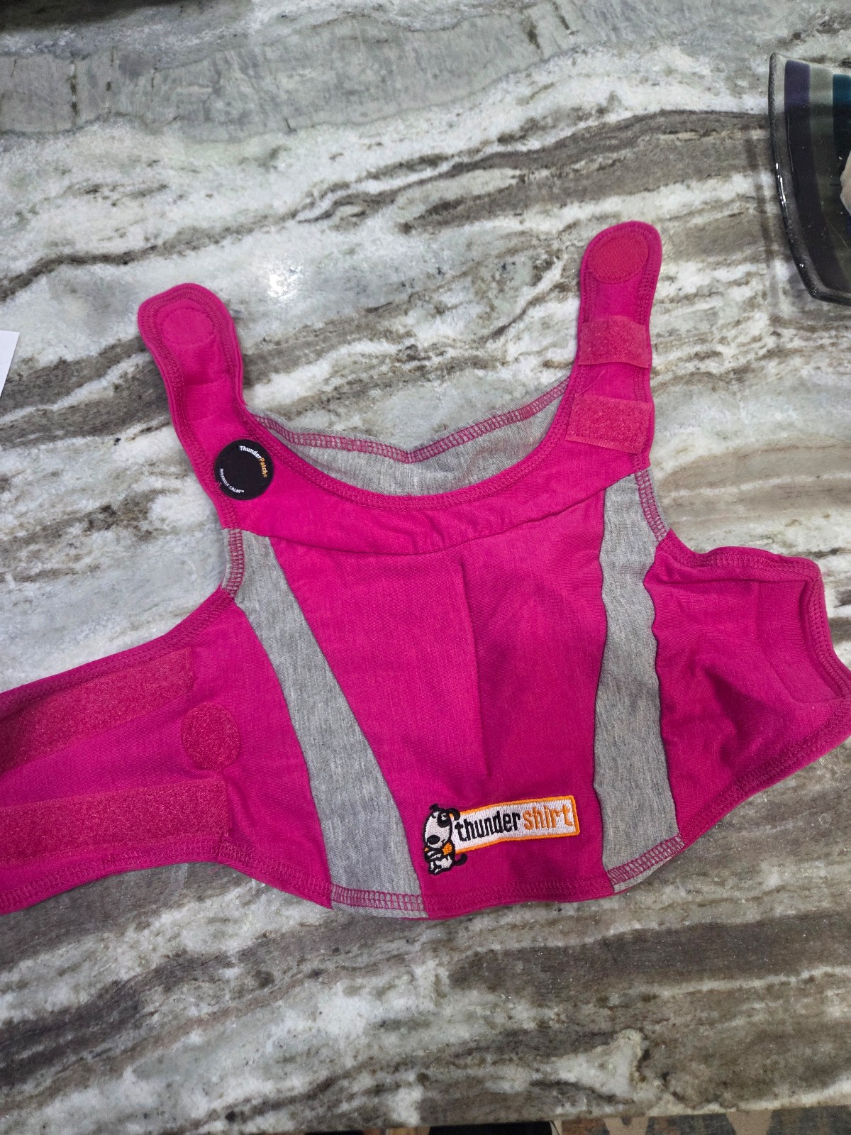 Lot of 2 thundershirts dogs