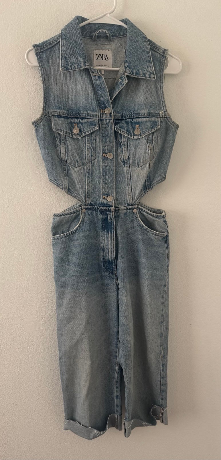Zara Denim Cut Out Jumpsuit Cropped Length Sleeveless Distressed Light Wash XS