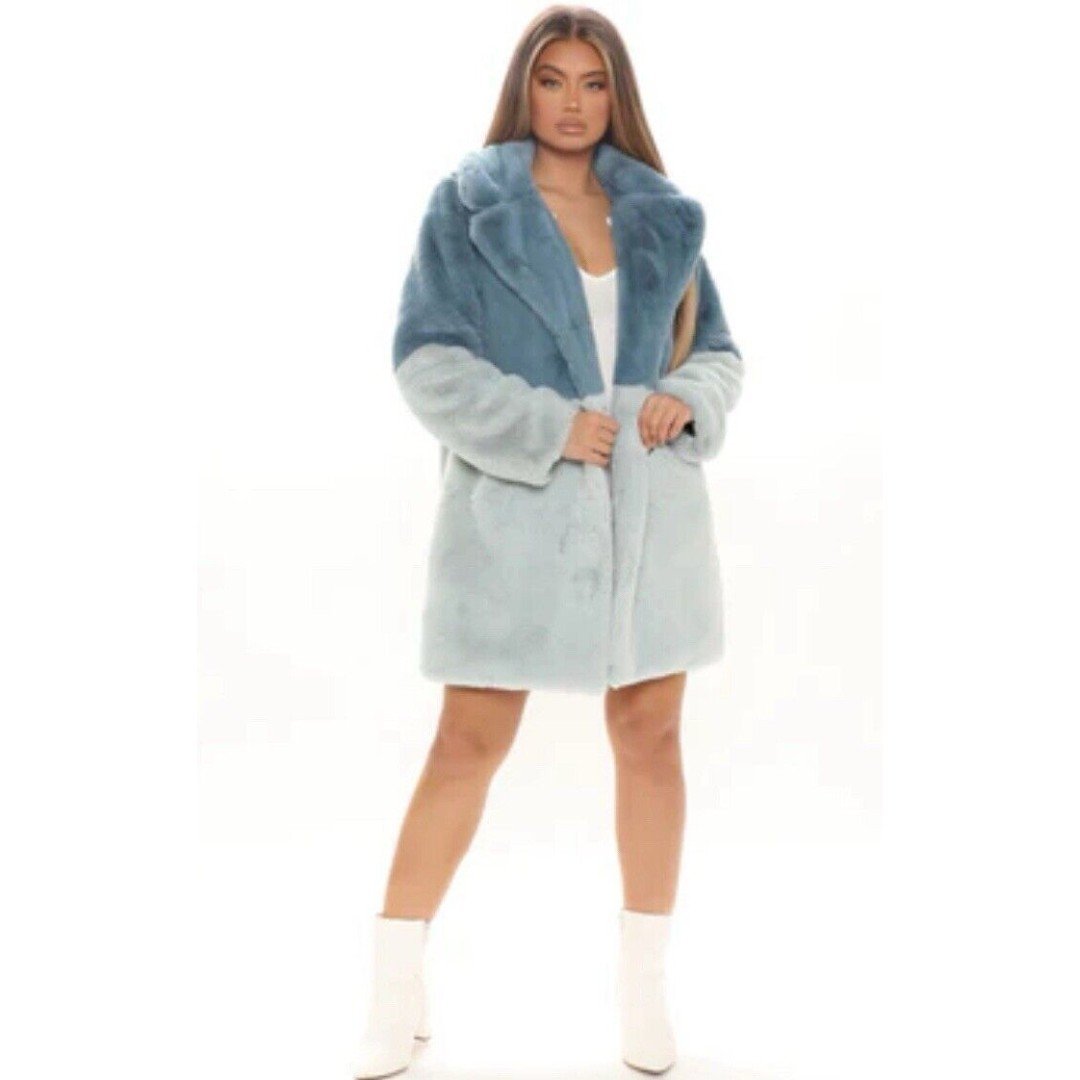 Fashion Nova Second To None Women’s Faux Fur Open Front Blue Coat NWT Sz L