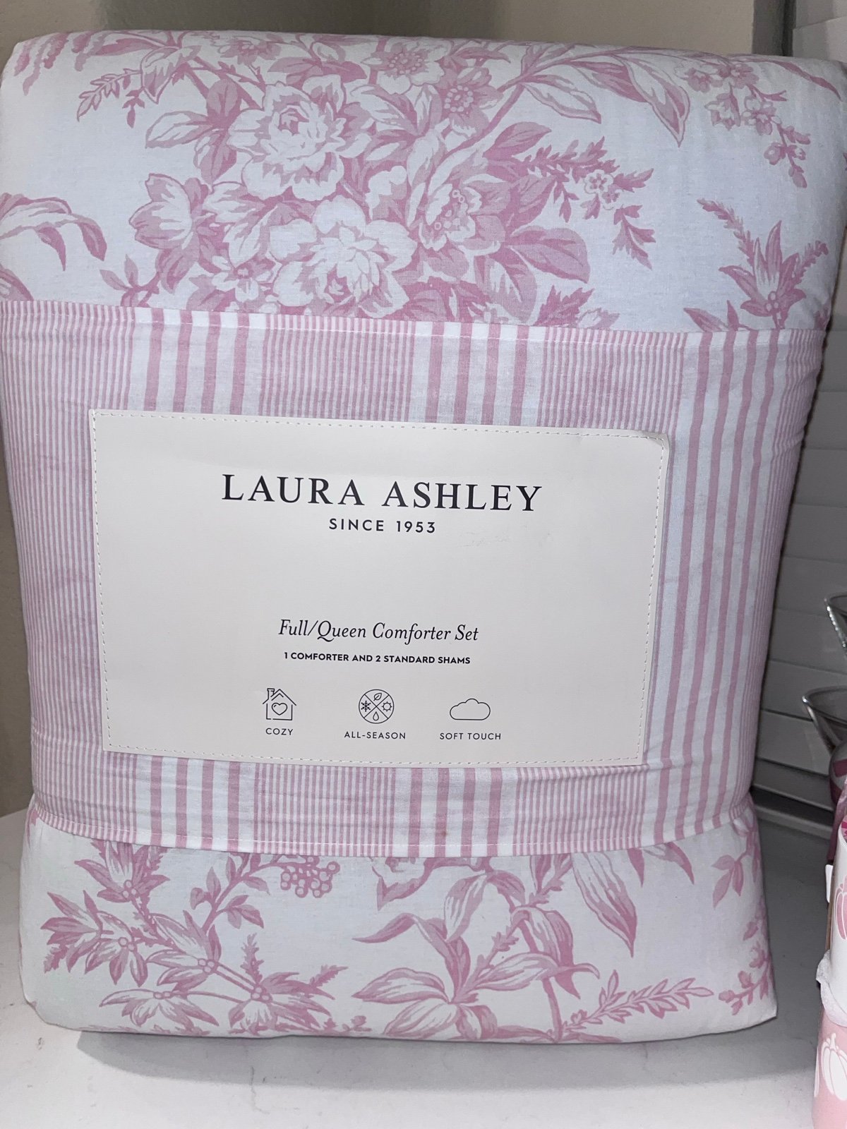 3 PIECES LAURA ASHLEY DELPHINE SHABBY CHIC PINK FULL QUEEN COMFORTER SET