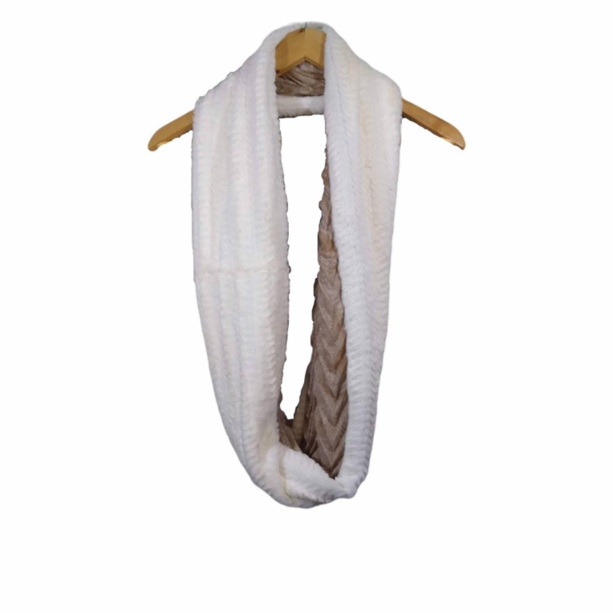 Croft & Barrow Faux Fur White Infinity Scarf