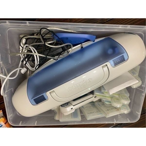 Sizzix EC-C1200 eclips Electric Shape cutting machine with 7 Cartridges