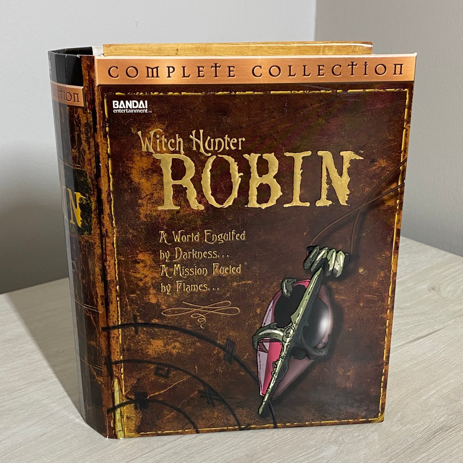 Witch Hunter Robin: Complete Collection (DVD) Bandai Book Packaging w/ Pins Acc