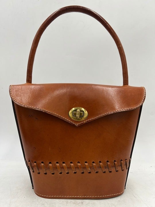 VTG 1970's 14 H x 9 W x 3 D x 5.75 Drop Leather Bucket Purse Made in Italy!