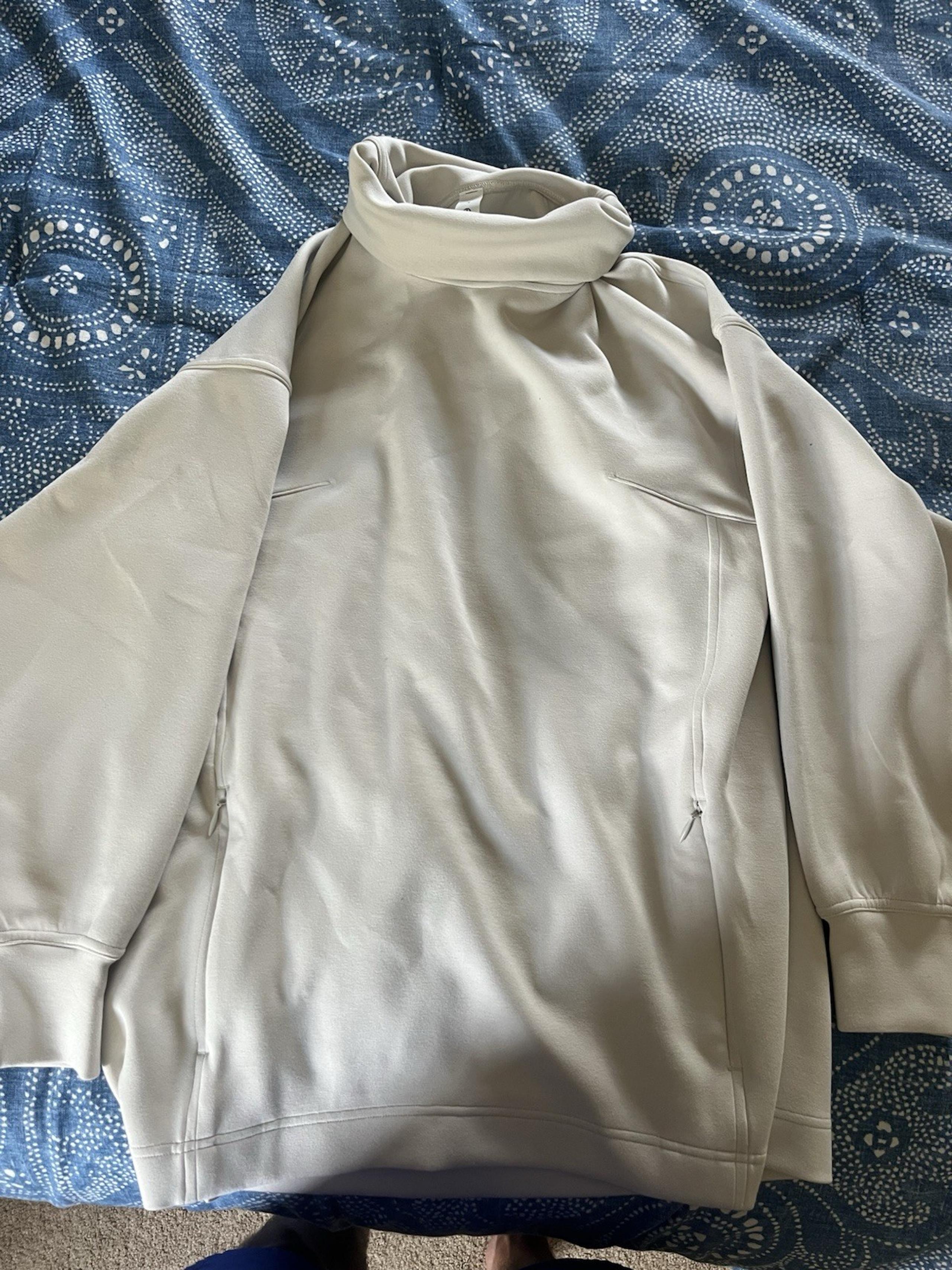 Lululemon Pullover Women's Neck Beige Sweatshirt Size 6