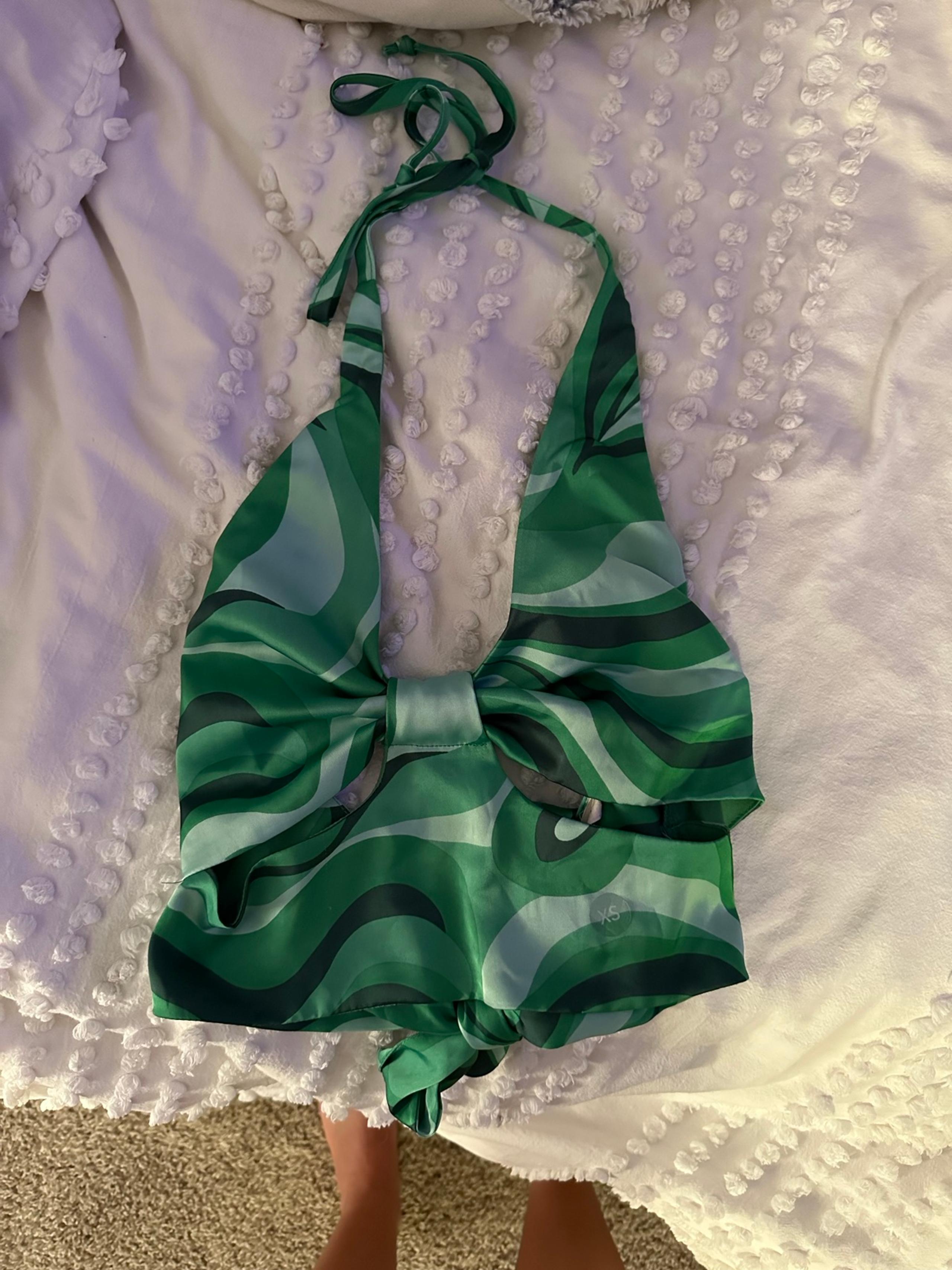 L.A hearts green halter top