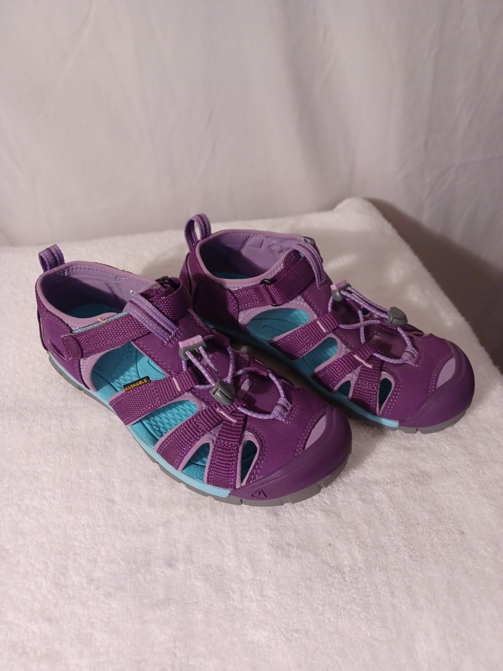 KEEN, girls sandals cnx