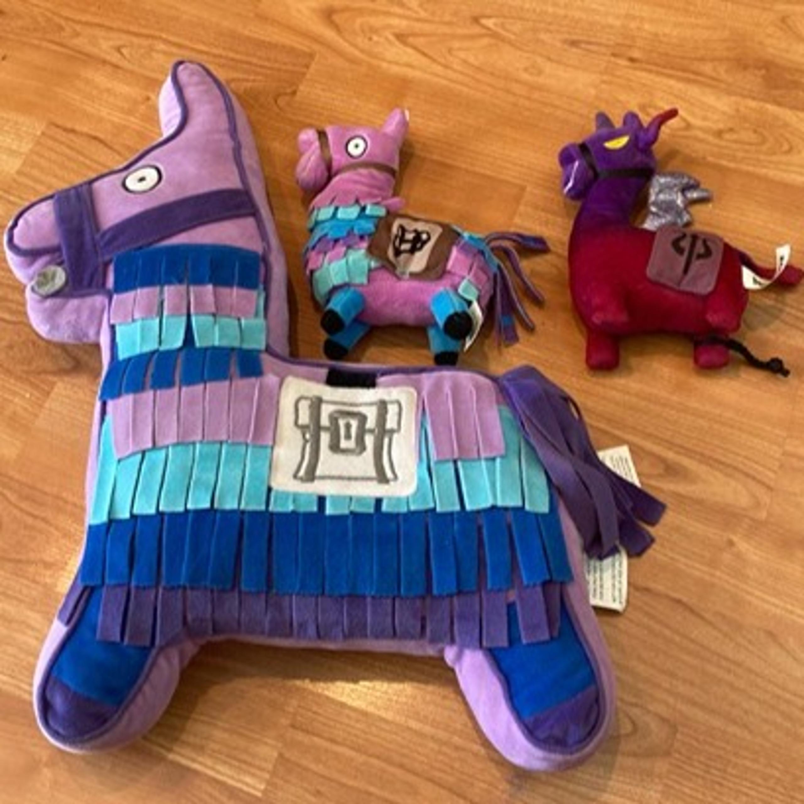 Lot of 3 (1 19 1/2" Large & 2 8" Small) Fortnite Llama Plush - 2 Purple & 1 Dark