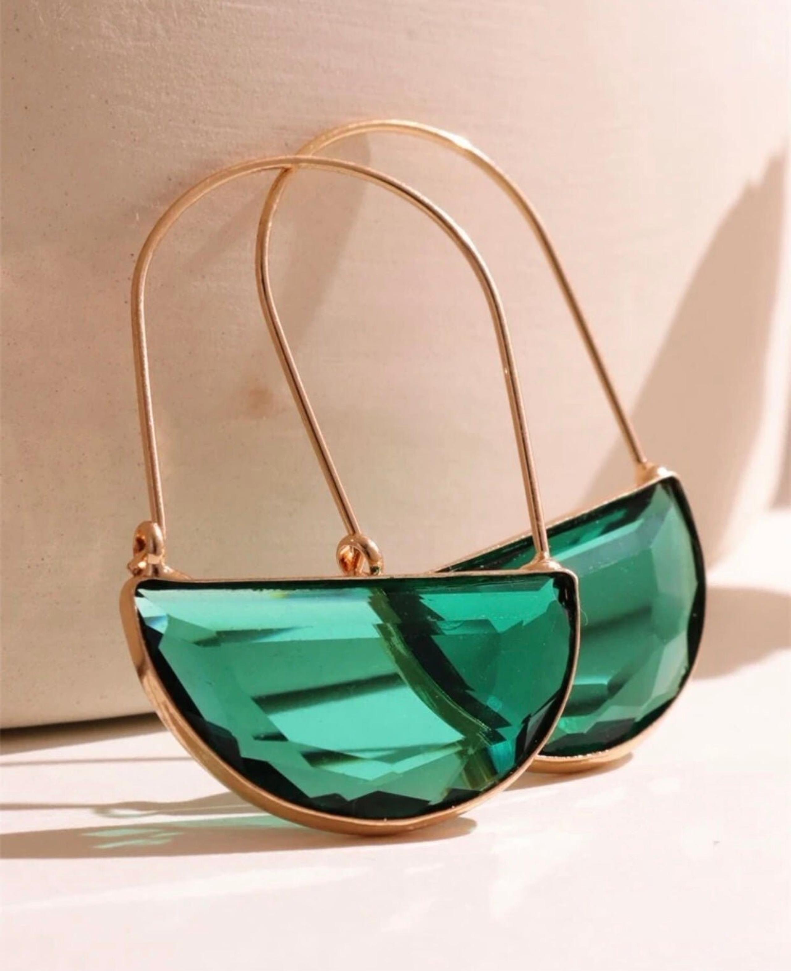 Anthropologie Emerald Green Faceted Crescent Moon Wire Threader Hoop Earrings