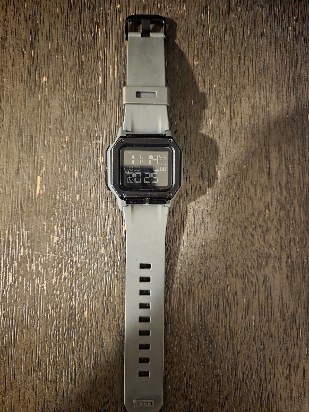 Nixon regulus