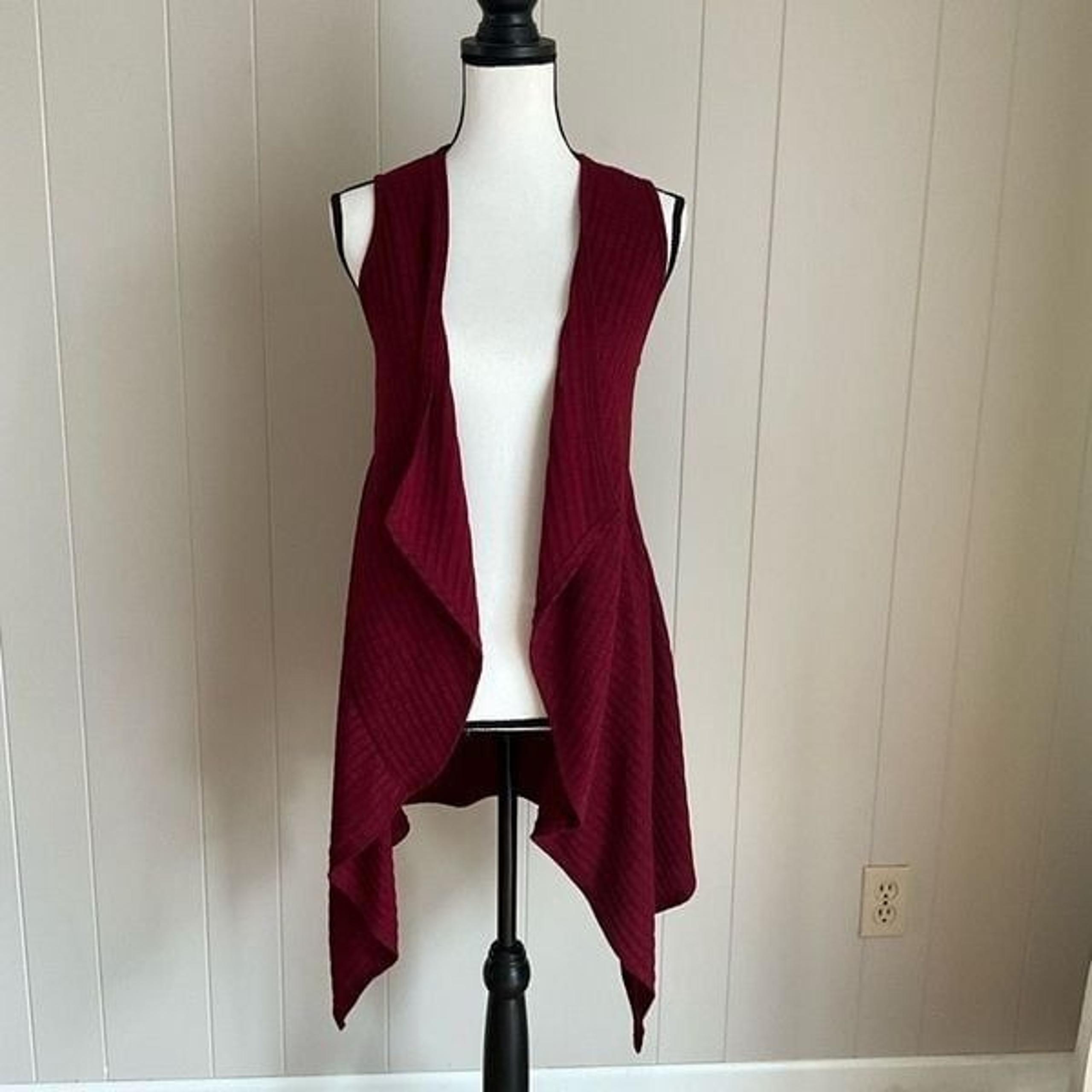 Daytrip Womens Open Front Sleeveless Ribbed Knit Cardigan Burgundy Sweater Small