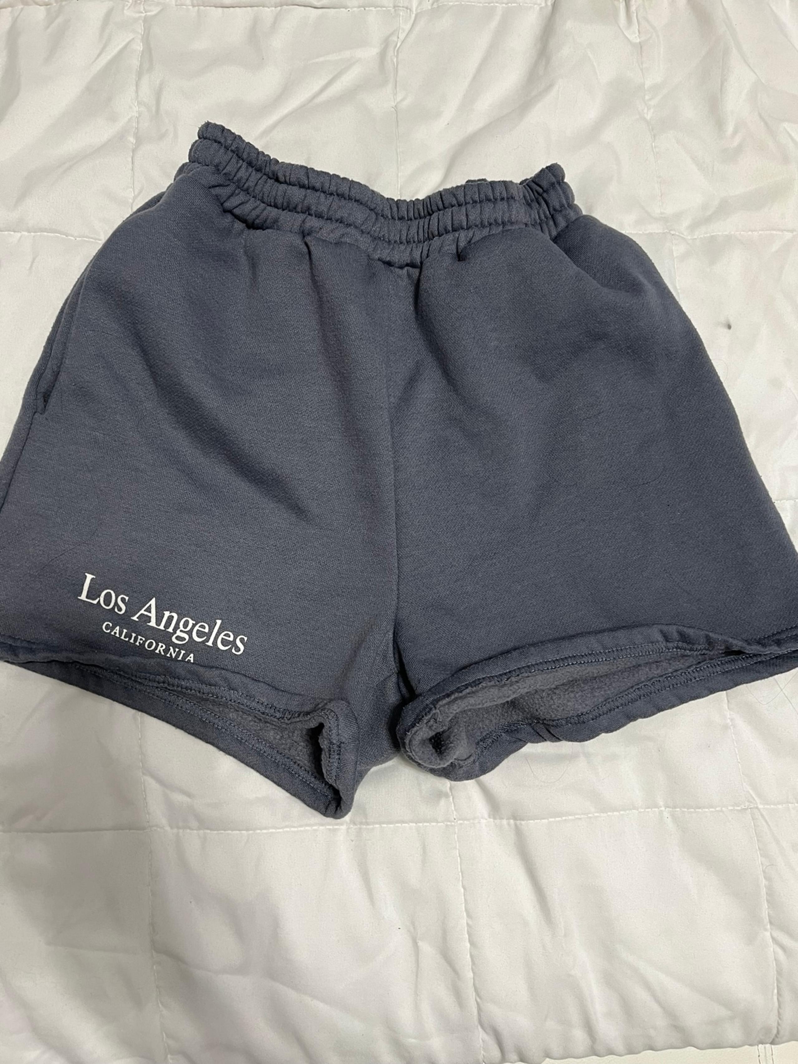 SHEIN Gray Athletic Shorts Elastic
Waistband Comfort